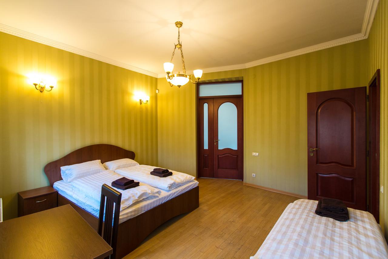 10 Rooms Liov Exterior foto