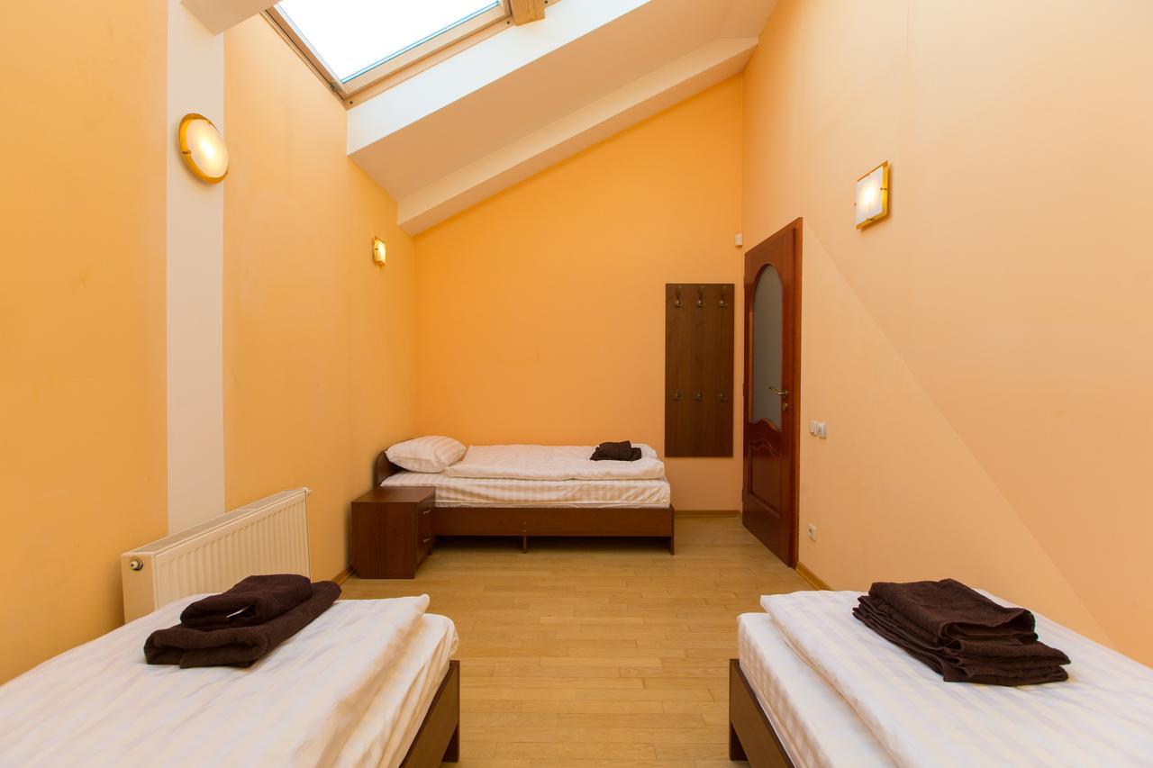 10 Rooms Liov Exterior foto