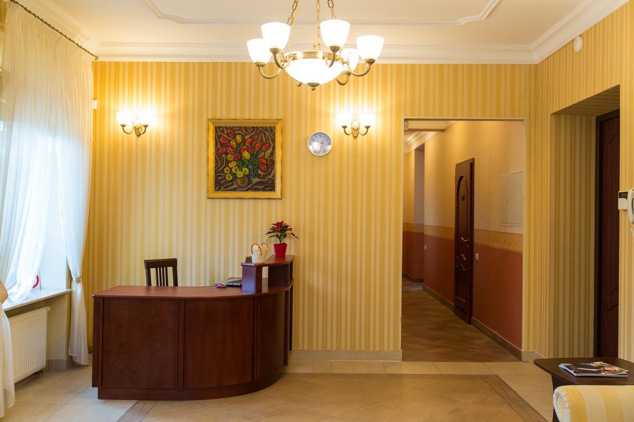 10 Rooms Liov Exterior foto